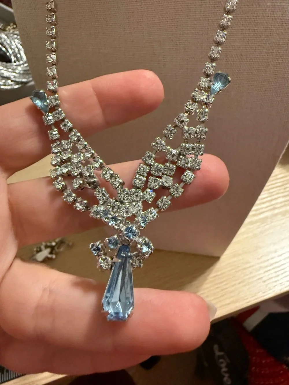 Vintage Silver Tone Blue Rhinestone Bib Necklace and Screw Back Earrings‎ Set